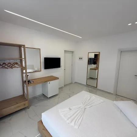 Sea Breeze Apartment Sarande