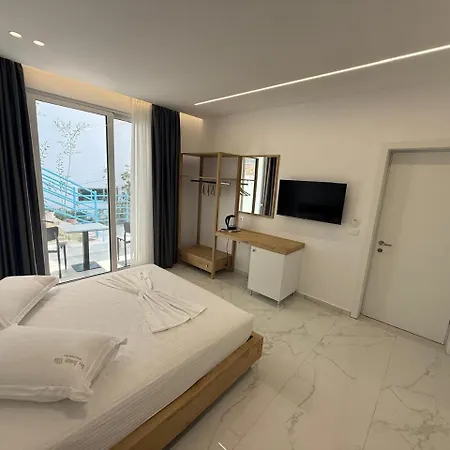 Sea Breeze Apartment